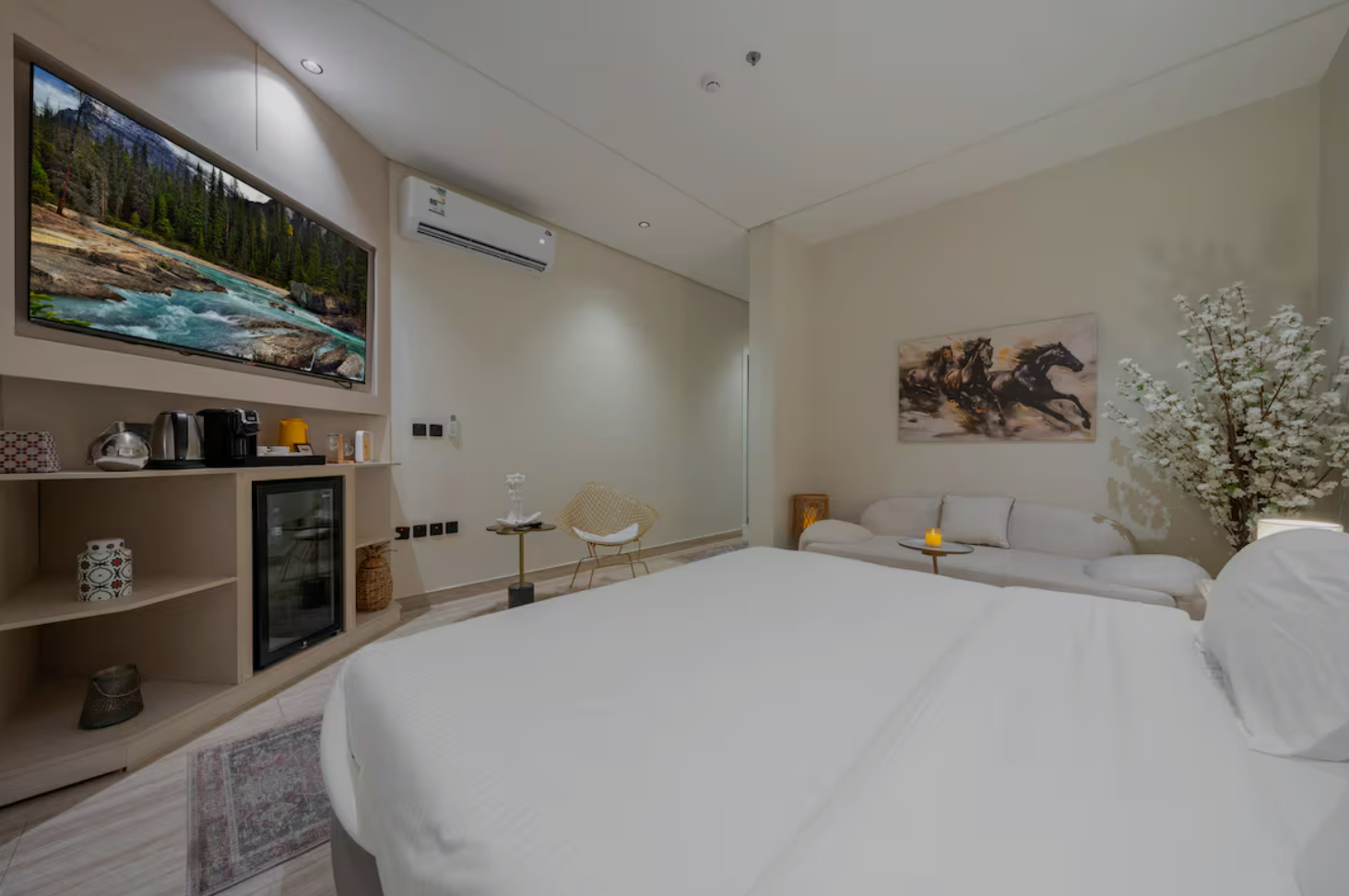 Al Yasmin Luxury Apartment